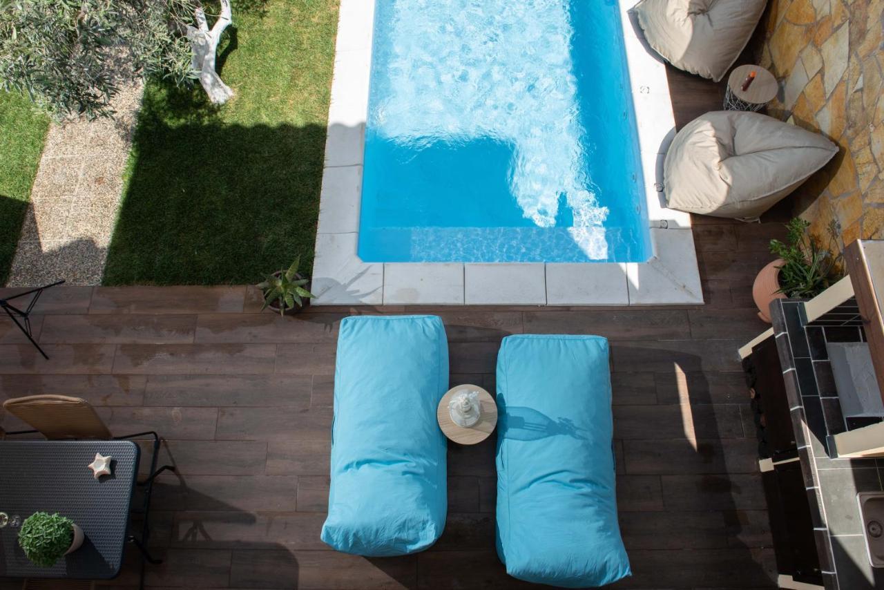 Dandy Villas Nea Roda - Melodic Waves - Private - Pool - Parking - Cellar Exteriér fotografie